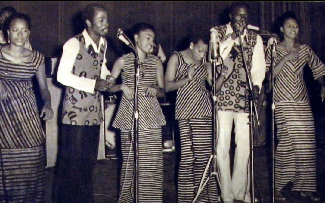 Anecdotes et voyages : petites histoires du Bembeya